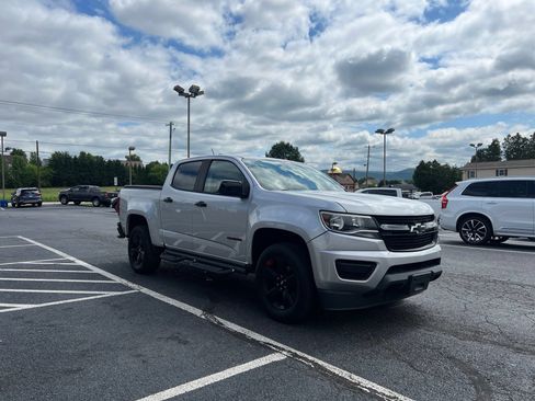 Used 2019 Chevrolet Colorado LT w/ Redline Special Edition RWD image 8