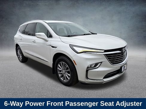 Used 2022 Buick Enclave Essence w/ Trailering Package, 5000 lbs. image 9