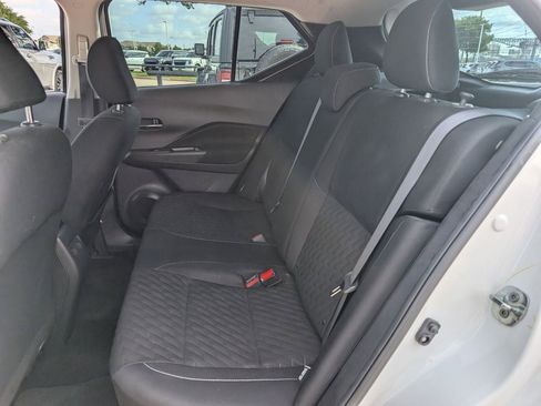 Used 2022 Nissan Kicks SV FWD image 27