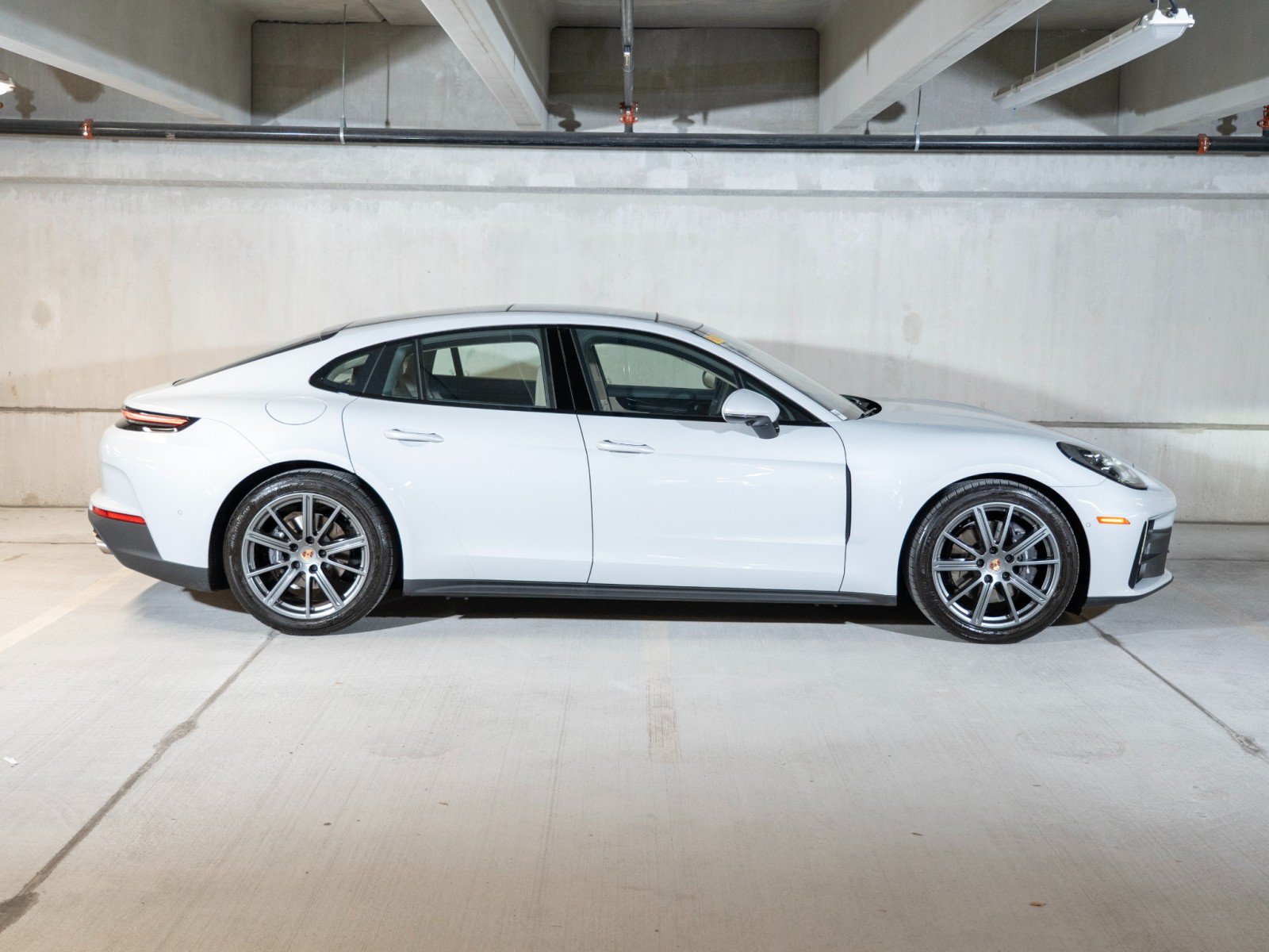 Certified 2026 Porsche Panamera RWD image 8