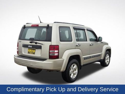 Used 2011 Jeep Liberty Sport AWD/4WD image 3