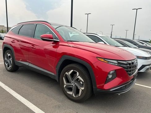 Certified 2023 Hyundai Tucson Limited AWD/4WD image 2