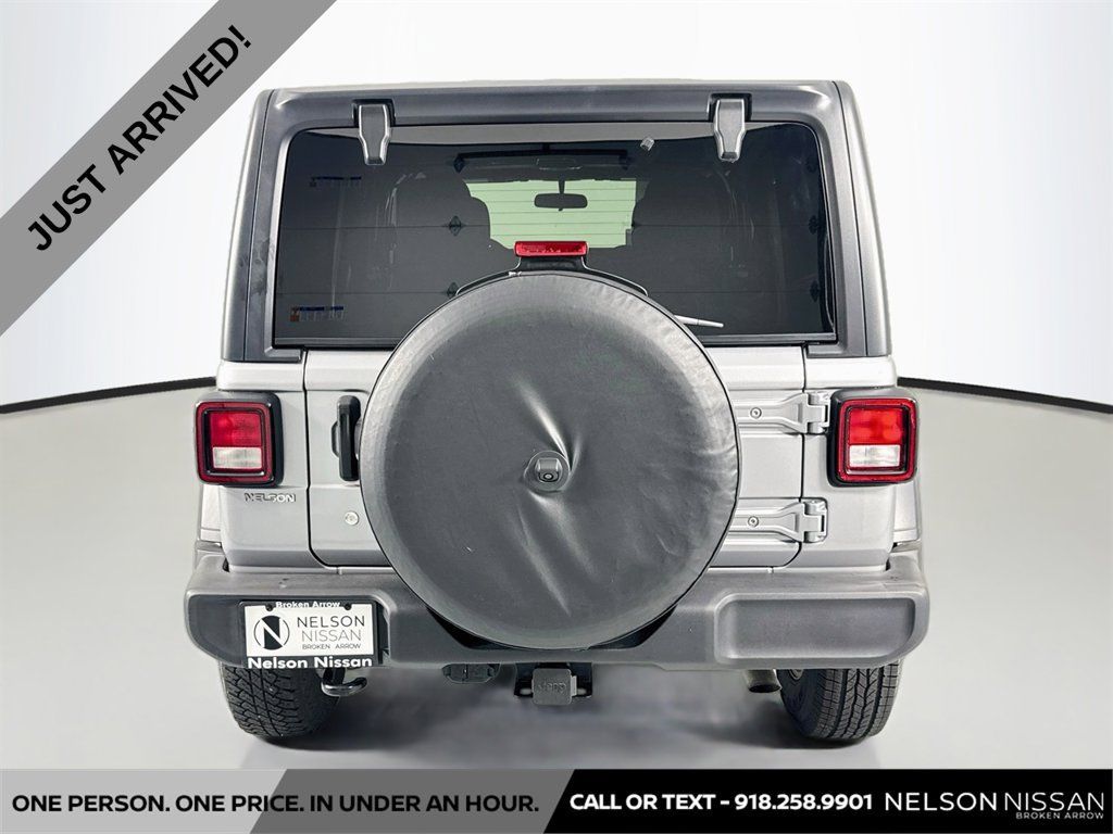 Used 2018 Jeep Wrangler Unlimited Sport S AWD/4WD image 6