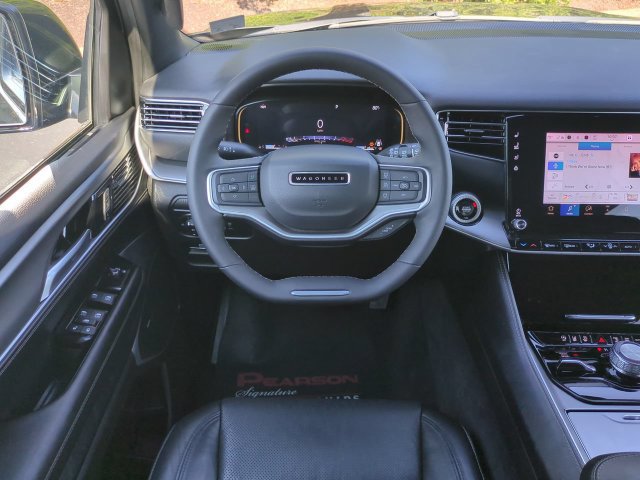 Used 2025 Jeep Wagoneer Series II AWD/4WD image 16