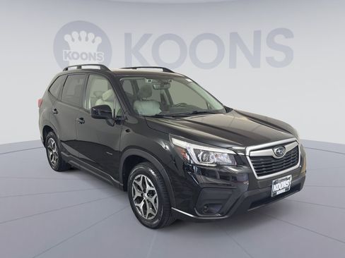 Used 2020 Subaru Forester Premium image 10