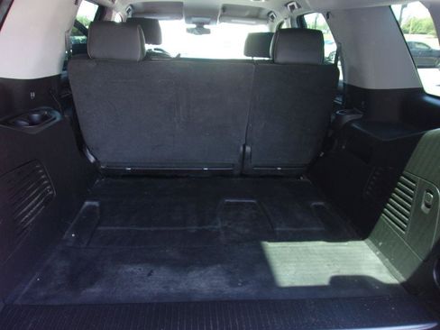 Used 2020 Chevrolet Tahoe 2WD image 6