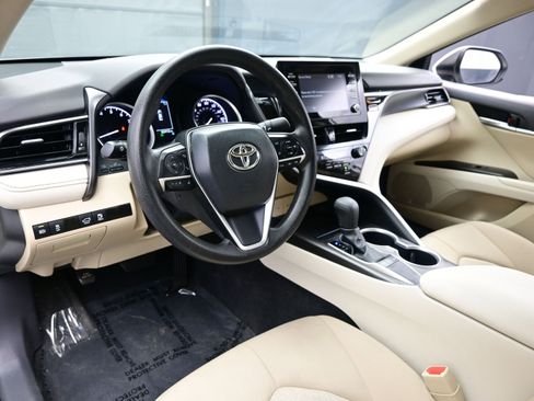 Used 2024 Toyota Camry LE image 13