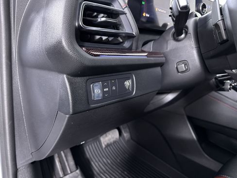 New 2026 Chevrolet Traverse RS w/ LPO, Floor Liner Package FWD image 54