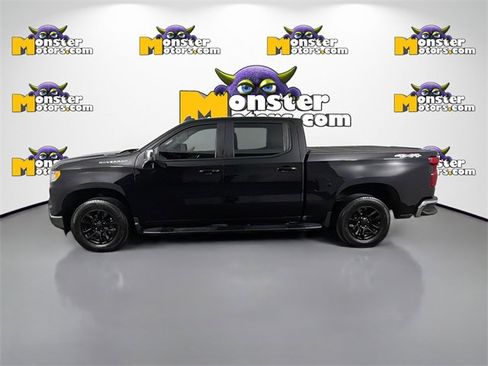 Used 2023 Chevrolet Silverado 1500 LT w/ Convenience Package II image 8