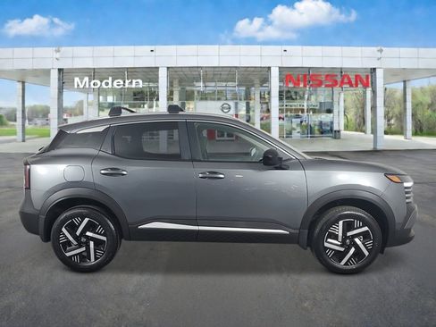 New 2026 Nissan Kicks SV w/ Cold Weather Package FWD image 6