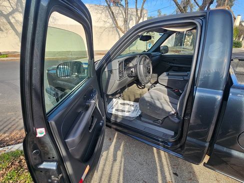 Used 2004 Chevrolet Silverado 1500 2WD Regular Cab image 13