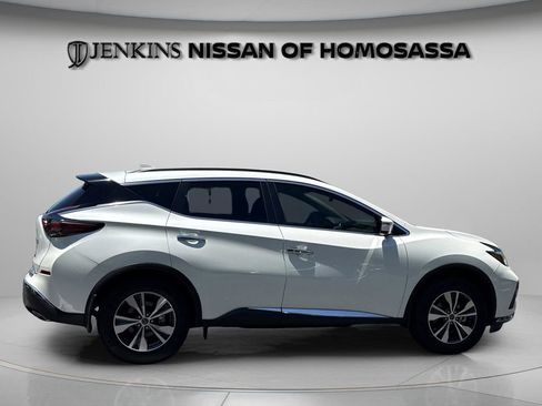 Certified 2024 Nissan Murano SV FWD image 3