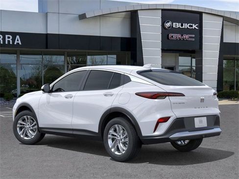 New 2026 Buick Envista Preferred image 3