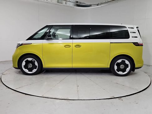 New 2025 Volkswagen ID. Buzz Pro S Plus image 3