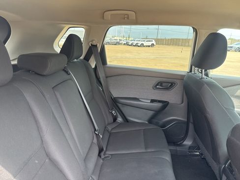 Certified 2023 Nissan Rogue S FWD image 32