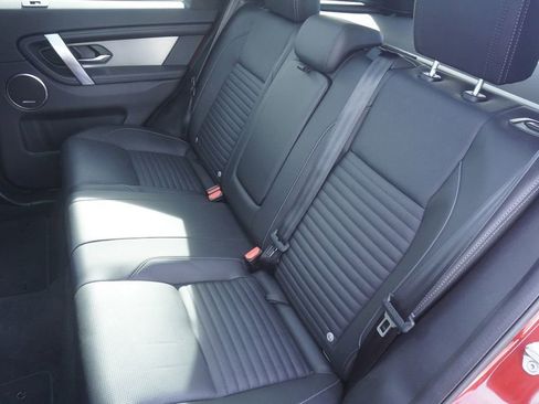 Used 2025 Land Rover Discovery Sport Dynamic SE image 30