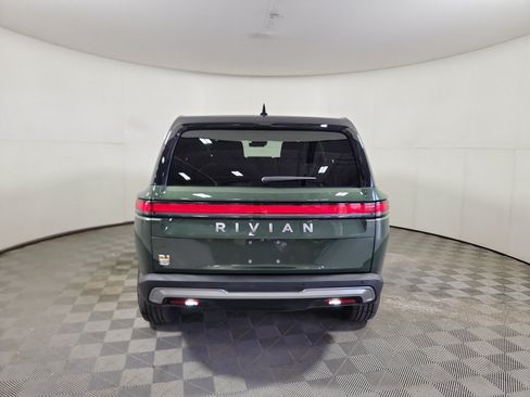 Used 2024 Rivian R1S Adventure AWD/4WD image 4