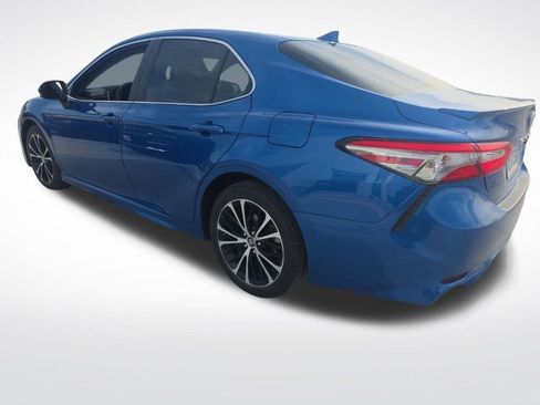 Used 2019 Toyota Camry SE FWD image 37