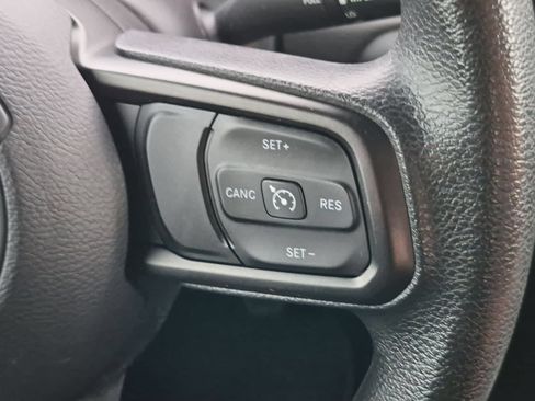 Used 2018 Jeep Wrangler Sport AWD/4WD image 23