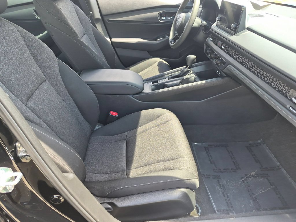 Used 2025 Honda Accord SE image 30