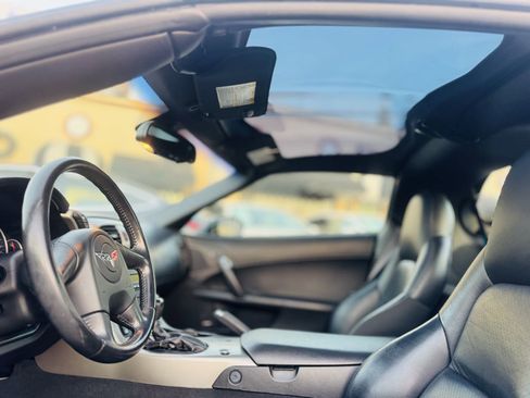 Used 2005 Chevrolet Corvette Coupe w/ Preferred Equipment Group image 27