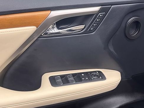 Certified 2022 Lexus RX 350 FWD w/ Premium Package image 10