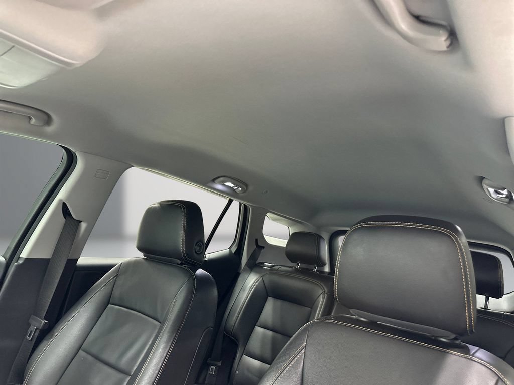 Used 2021 GMC Terrain SLT FWD image 17