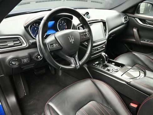Used 2018 Maserati Ghibli S GranLusso AWD/4WD image 12