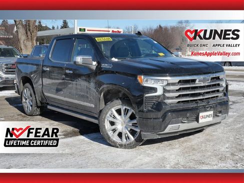 Used 2025 Chevrolet Silverado 1500 High Country image 1