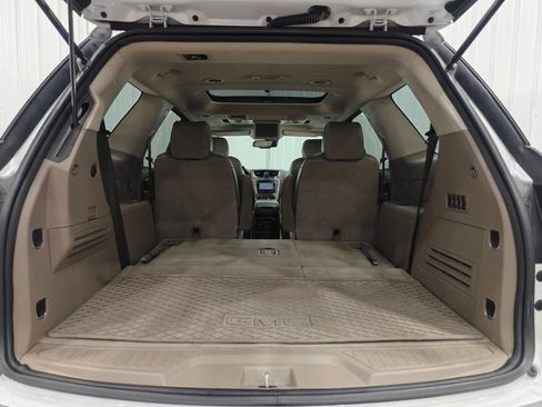 Used 2016 GMC Acadia Denali image 39