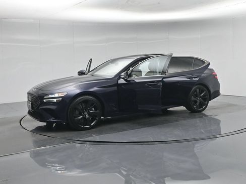 Used 2023 Genesis G70 3.3T w/ Sport Advanced Package RWD image 6