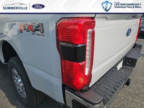 New 2026 Ford F250 Lariat w/ FX4 Off-Road Package AWD/4WD image 35