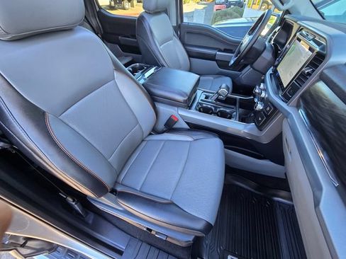 Used 2025 Ford F150 Lariat w/ Equipment Group 502A High AWD/4WD image 25