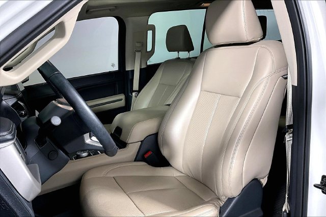 Used 2023 Ford Expedition XLT RWD image 26