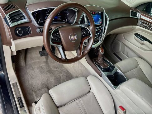 Used 2015 Cadillac SRX Luxury w/ Driver Awareness Package FWD image 9