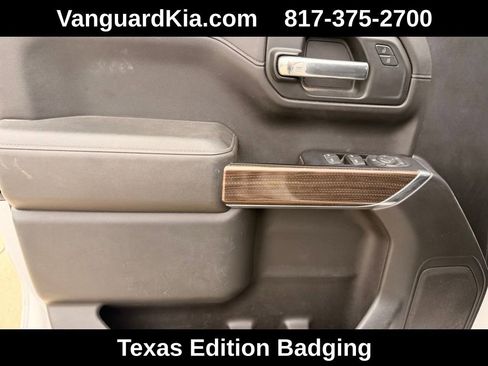 Used 2019 Chevrolet Silverado 1500 LT w/ Texas Edition image 17