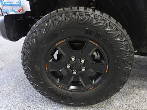 Used 2021 Jeep Gladiator Mojave AWD/4WD image 39