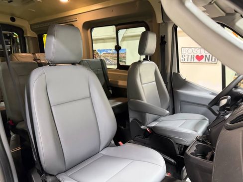 Used 2015 Ford Transit 250 148 Medium Roof image 33