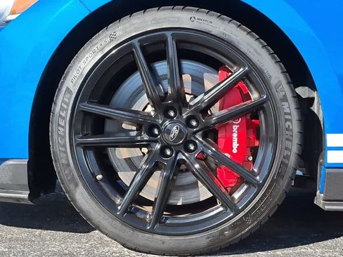 Used 2020 Ford Mustang Shelby GT500 w/ Technology Package image 6