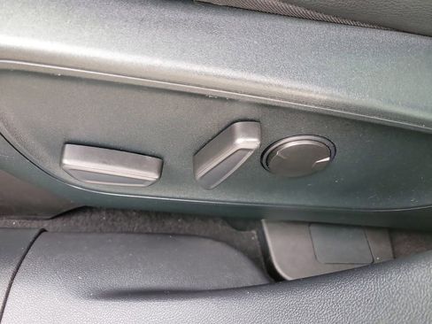 Used 2022 Ford Escape SEL FWD image 23