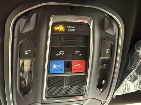 New 2026 Dodge Charger Scat Pack w/ Blacktop Package AWD/4WD image 32