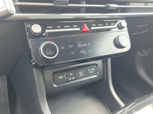 Certified 2025 Hyundai Tucson SEL image 34