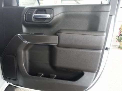 Used 2022 GMC Sierra 1500 AT4 image 25