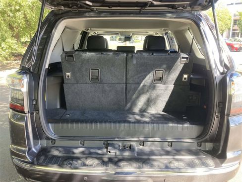 Used 2022 Toyota 4Runner Limited image 8