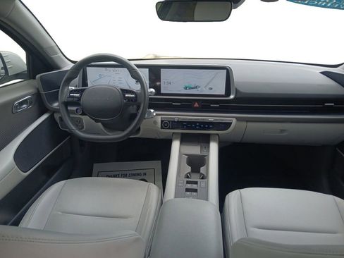 Used 2025 Hyundai Ioniq 6 SEL RWD image 18