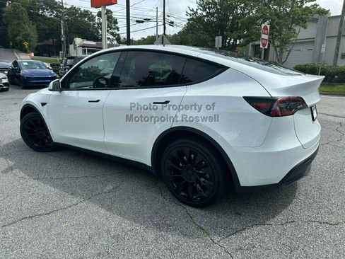 Used 2023 Tesla Model Y Long Range AWD/4WD image 4
