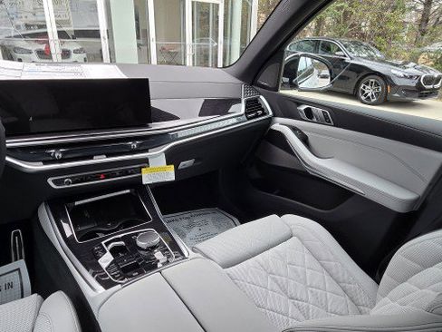 New 2026 BMW X5 xDrive50e w/ M Sport Package AWD/4WD image 19