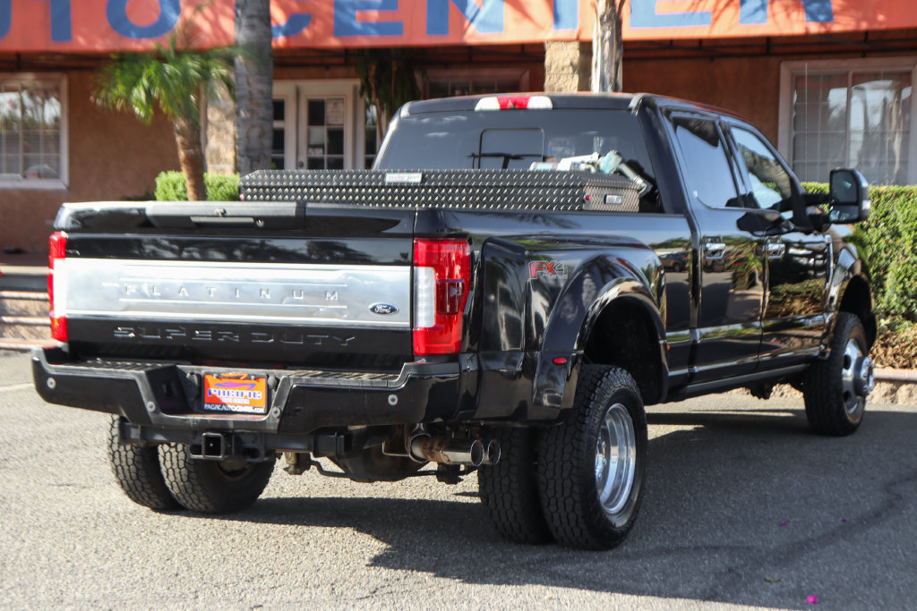 Used 2017 Ford F350 Platinum w/ Platinum Ultimate Package AWD/4WD image 12