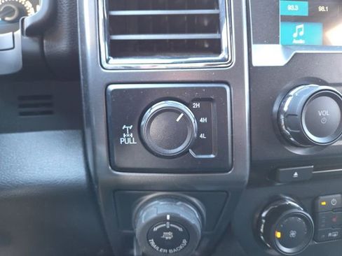 Used 2018 Ford F150 XLT w/ Equipment Group 302A Luxury image 10