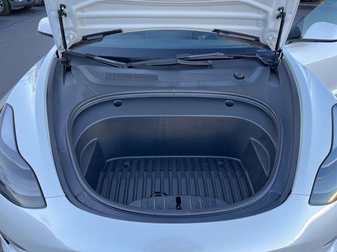 Used 2023 Tesla Model 3 Standard Range image 39